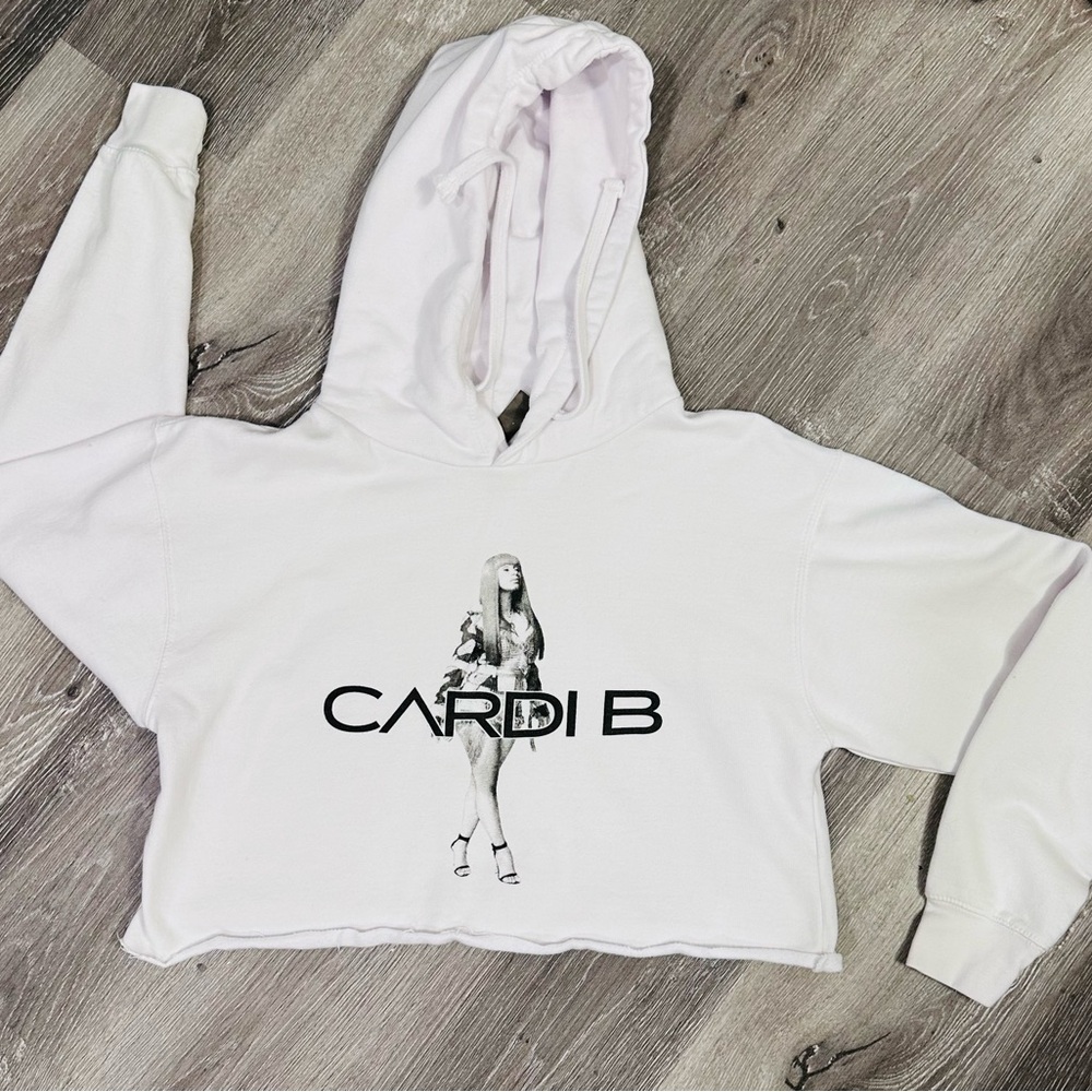 Women’s cropped white hoodie featuring Cardi B NWOT SIZE XL